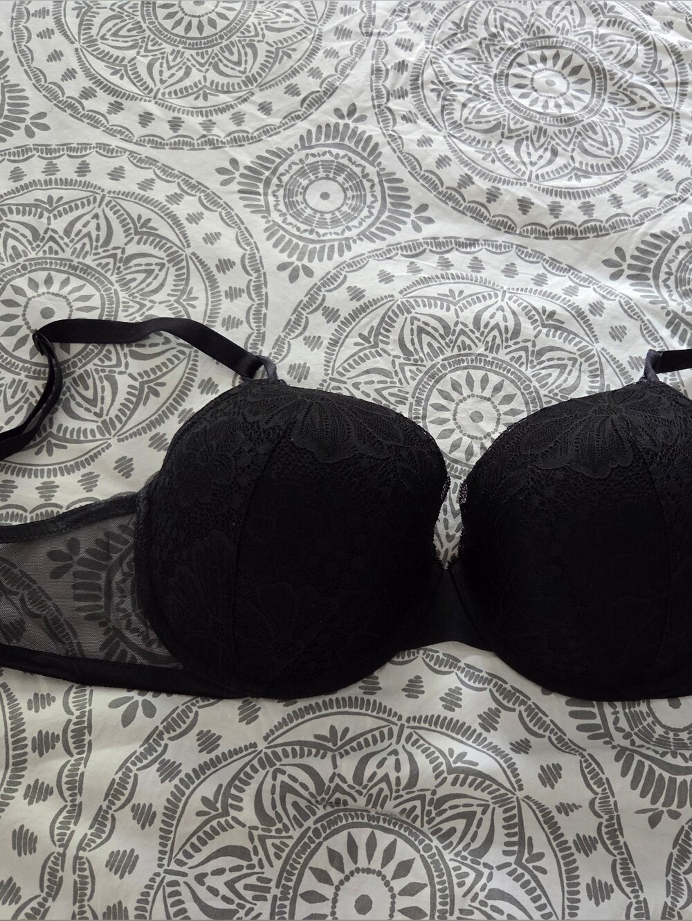 Black Lace Push-Up Bra - Women Intimates & Sleepwear